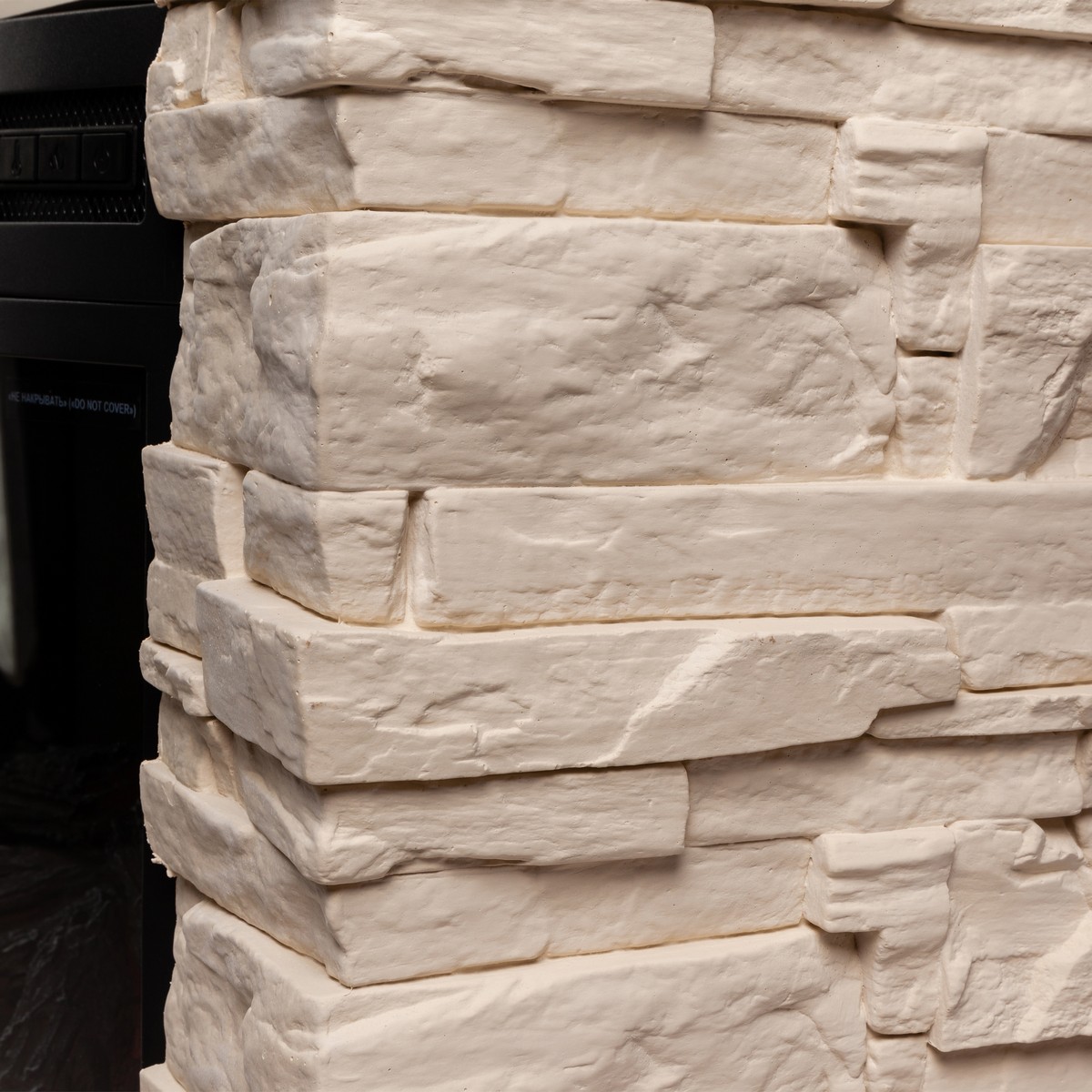 Электрокамин RealFlame Elford 25 WT с очагом Firefield 25